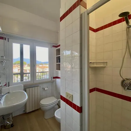 Pietrasantamare Aparthotel 4*