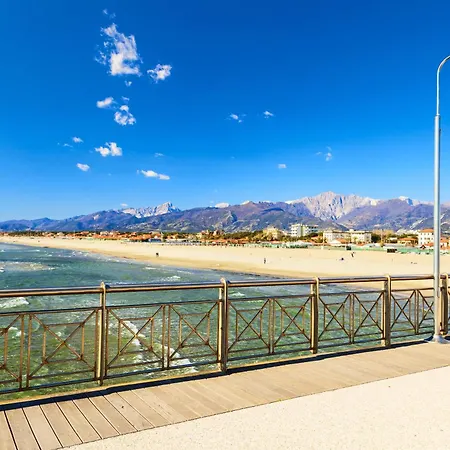 Pietrasantamare Aparthotel