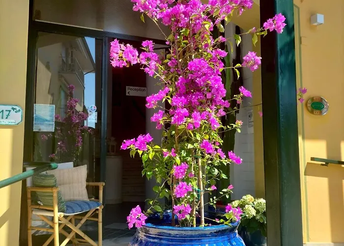 Pietrasantamare Apartahotel 3*