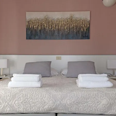 Pietrasantamare 3* Марина-ди-Пьетрасанта